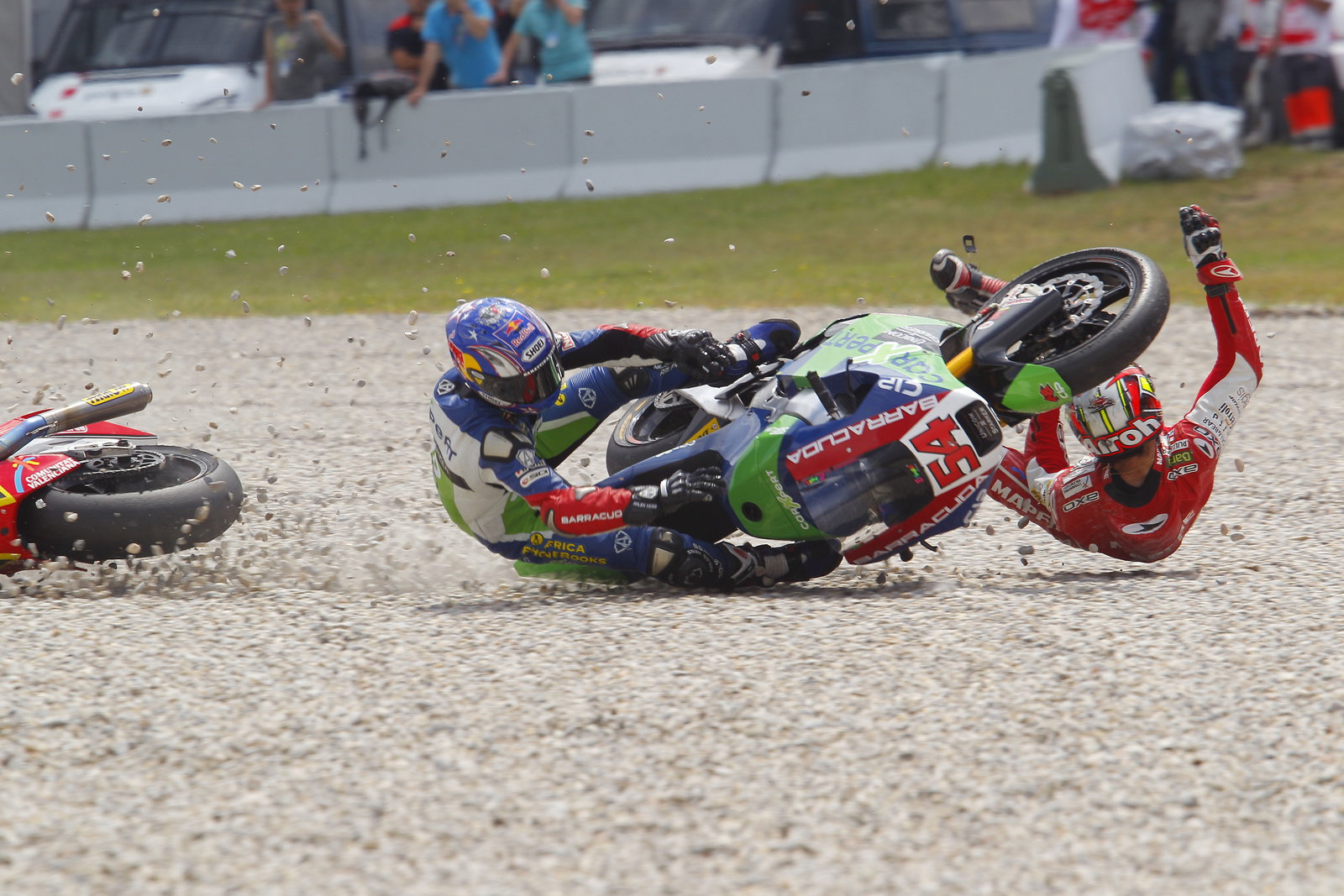 Simon and Sofuoglu crash, Moto2, Catalunya MotoGP 2011
