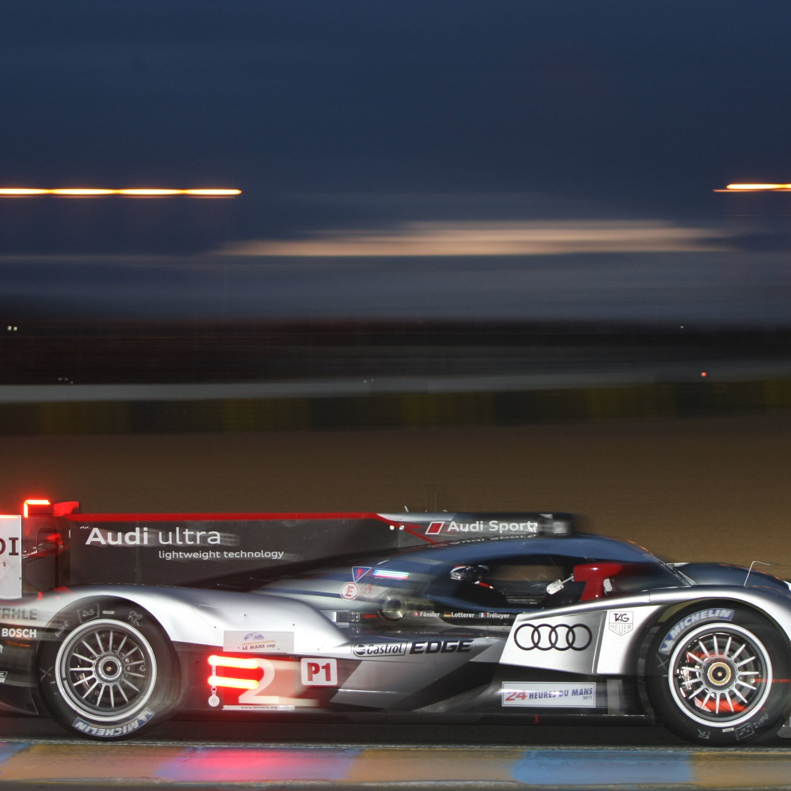 Marcel Fassler/Andre Lotterer/Benoit Treluyer - Audi Sport Team Joest Audi R18 TDI