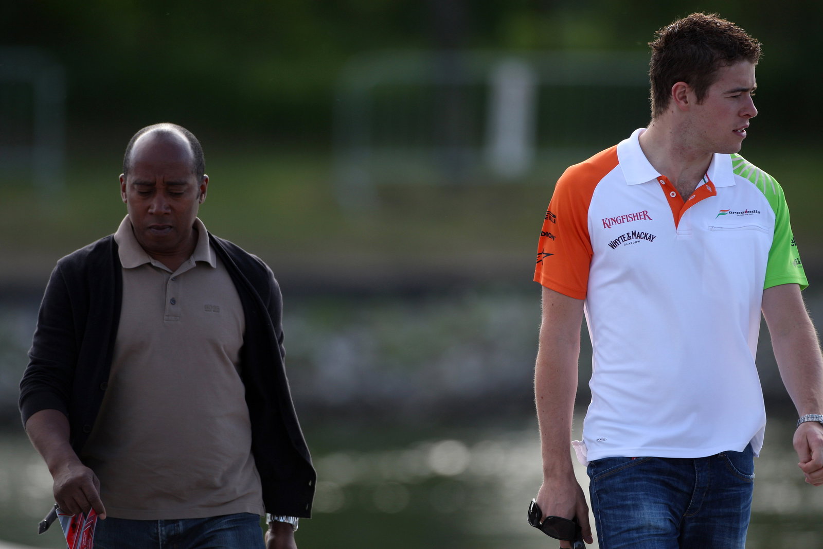 10.06.2011- Paul di Resta (GBR) Force India VJM04 and his manager Anthony Hamilton (GBR)