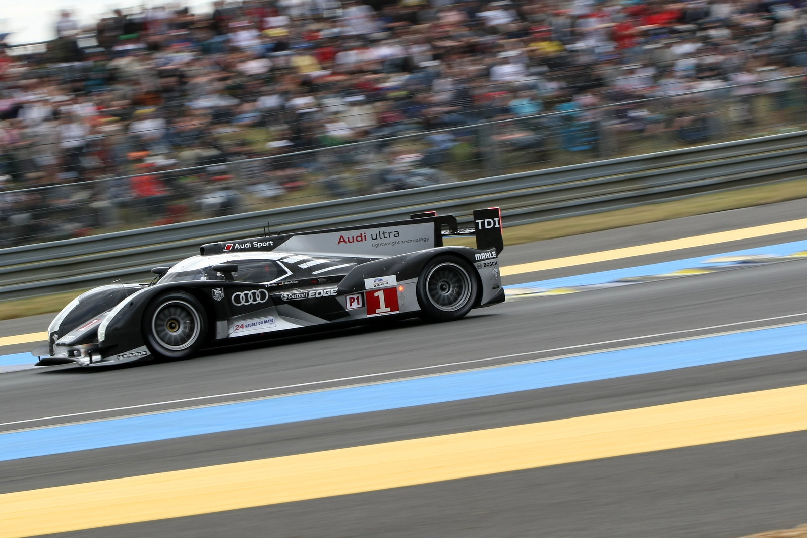 Timo Bernhard/Romain Dumas/Mike Rockenfeller - Audi Sport Team Joest Audi R18 TDI