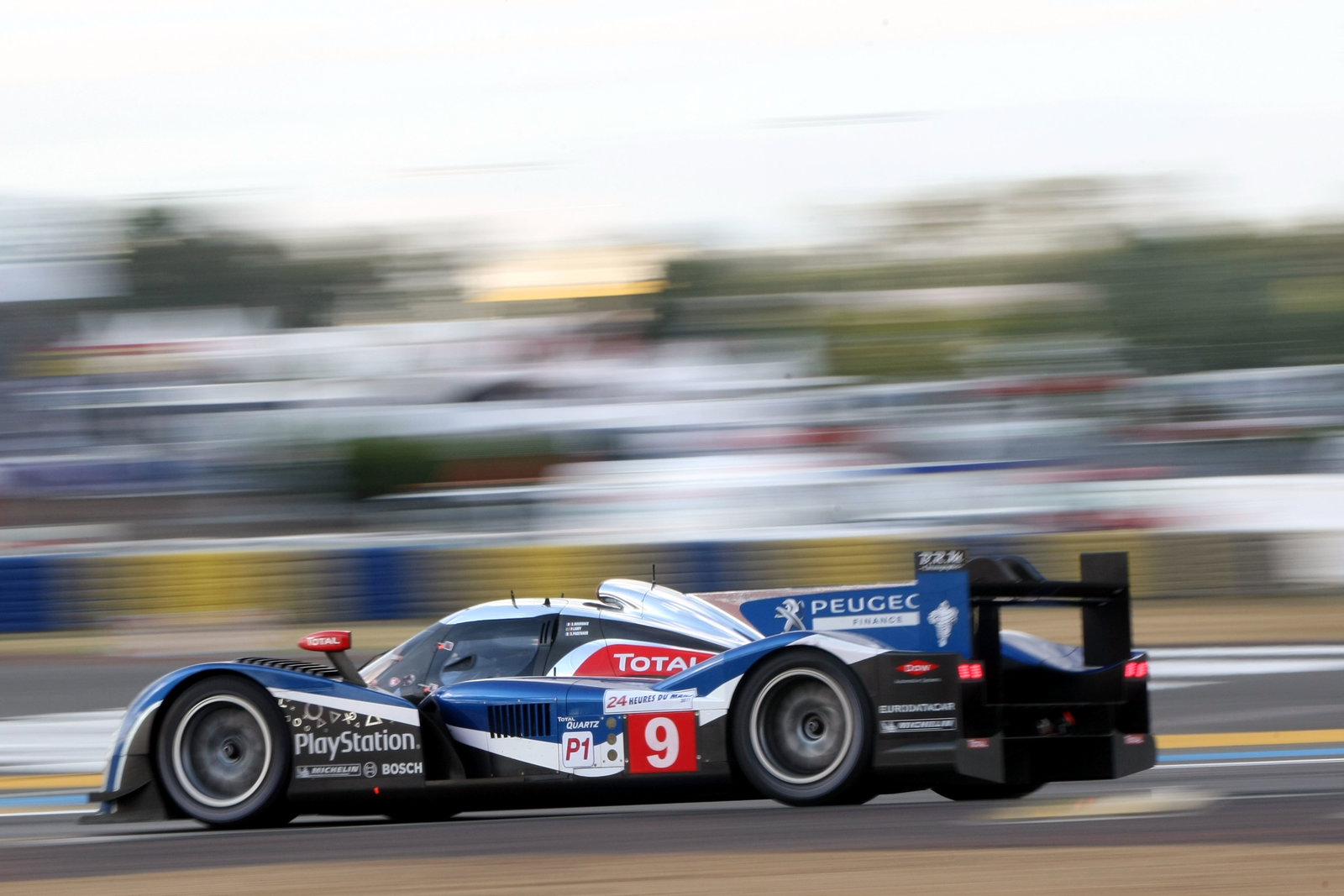 Sebastien Bourdais/Simon Pagenaud/Pedro Lamy - Team Peugeot Total Peugeot 908