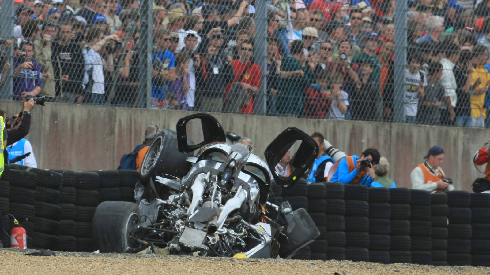 Allan McNish walks away from his massive crash