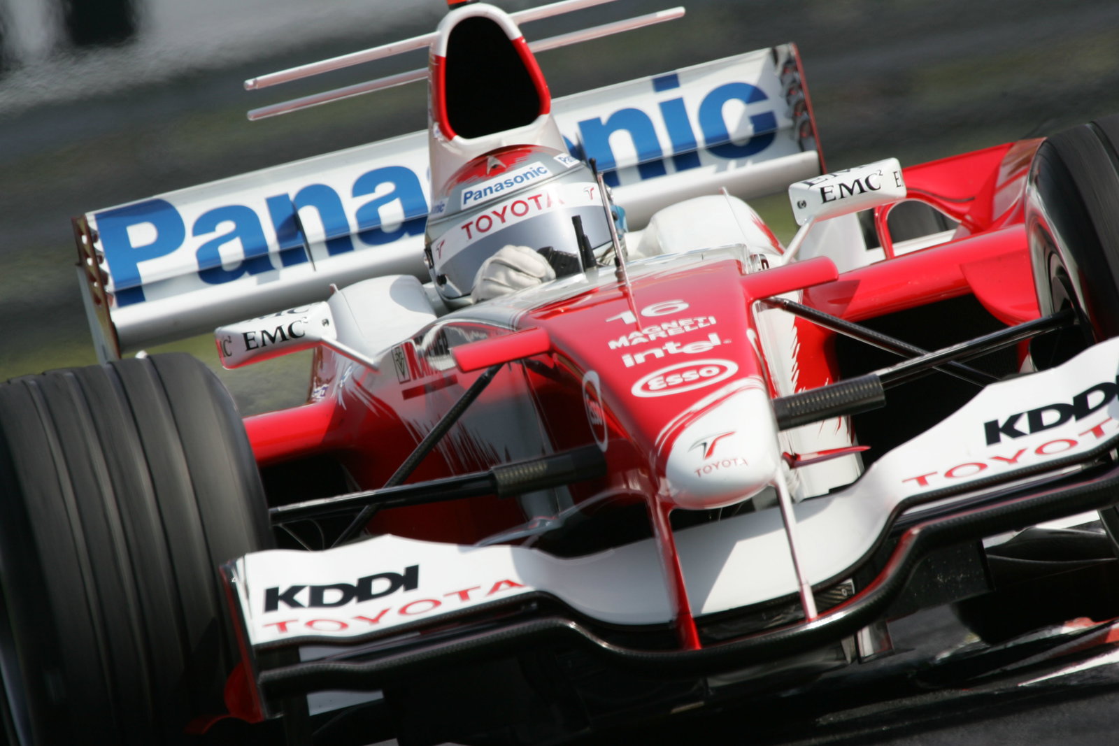 Jarno Trulli - Toyota TF105