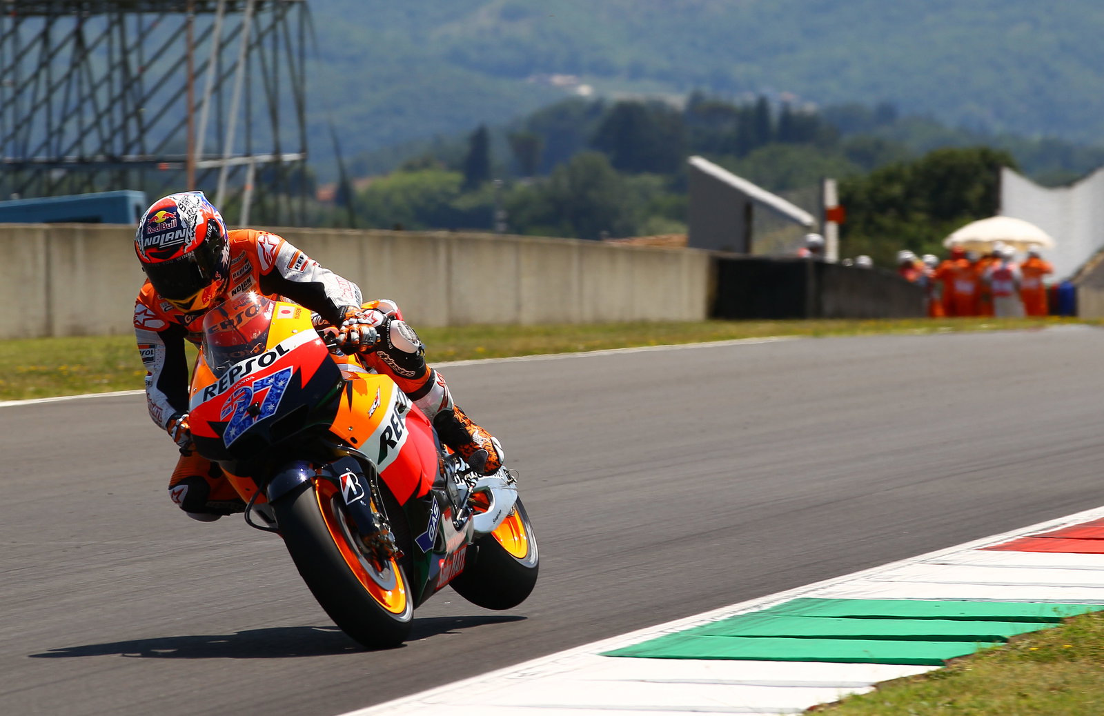 Stoner, back wheel in air, Italian MotoGP 2011