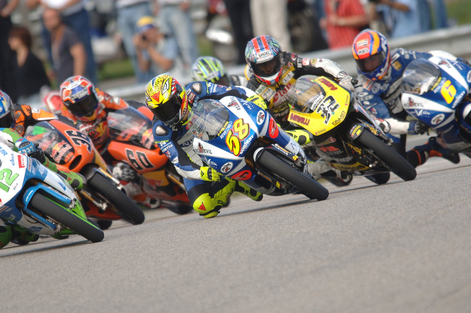 Race start, German 125GP Race 2005