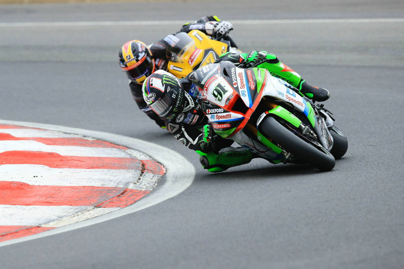Haslam leads Mossey in second session