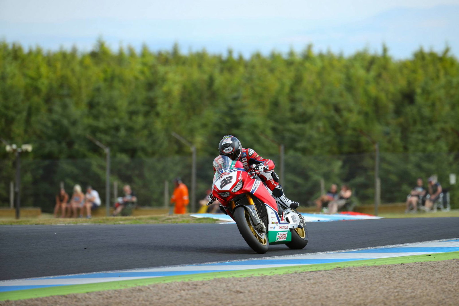 Knockhill breakthrough breathes confidence into Dixon