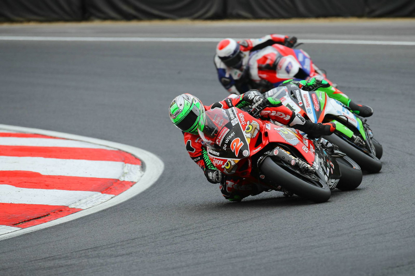 Brookes celebrates Brands Hatch double with moustache shave