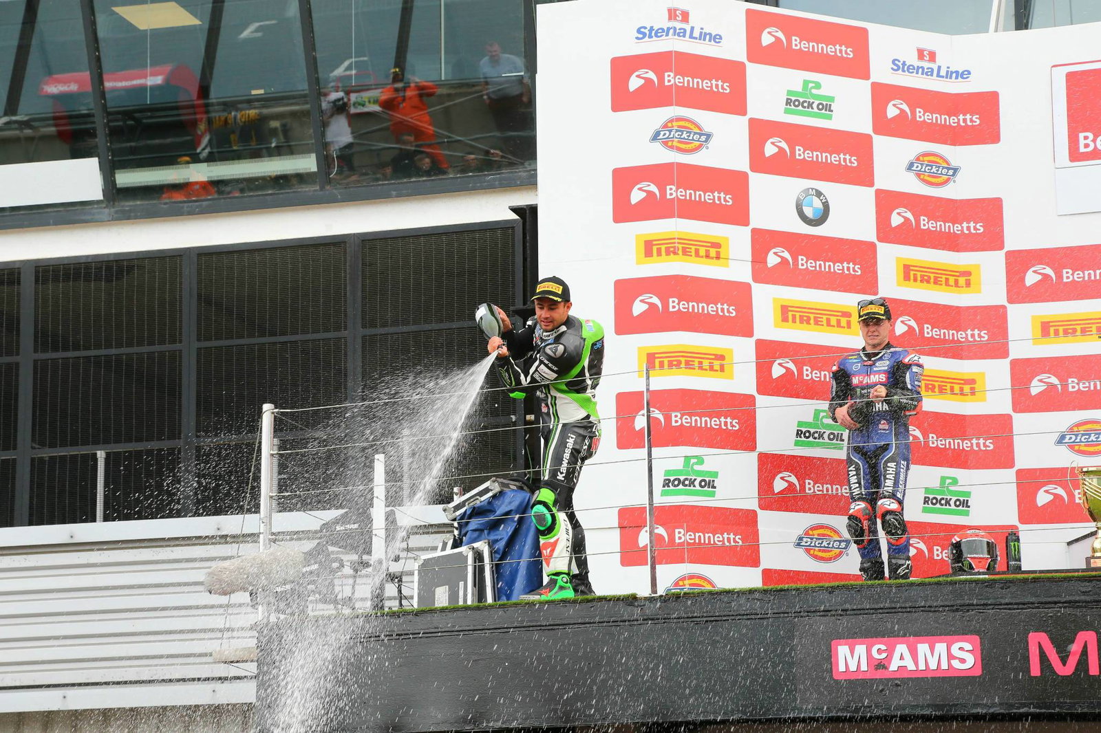 Hickman survives scare to reach BSB Showdown