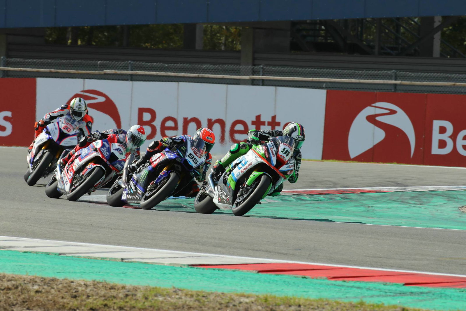 Haslam takes control of BSB title fight as Dixon retires