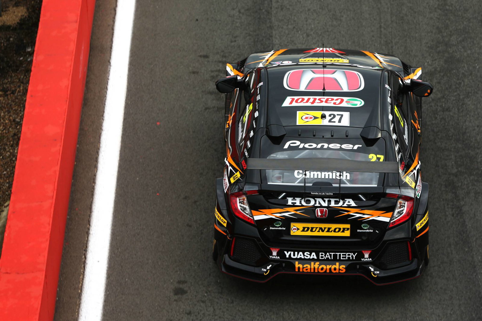 BTCC Donington Park: Cook holds off Cammish for maiden BTCC win