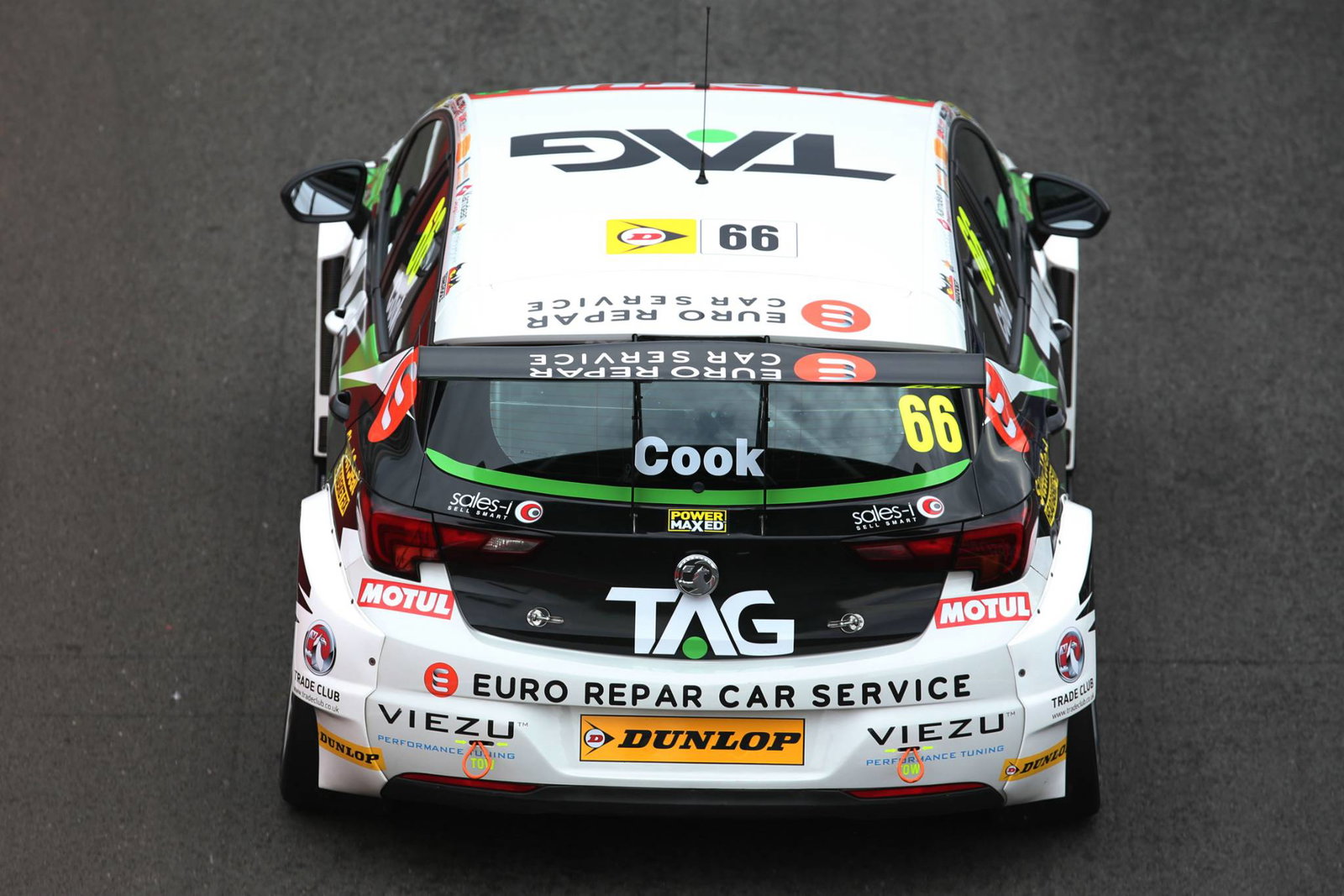BTCC Thruxton: Cook takes stunning race two win from ninth