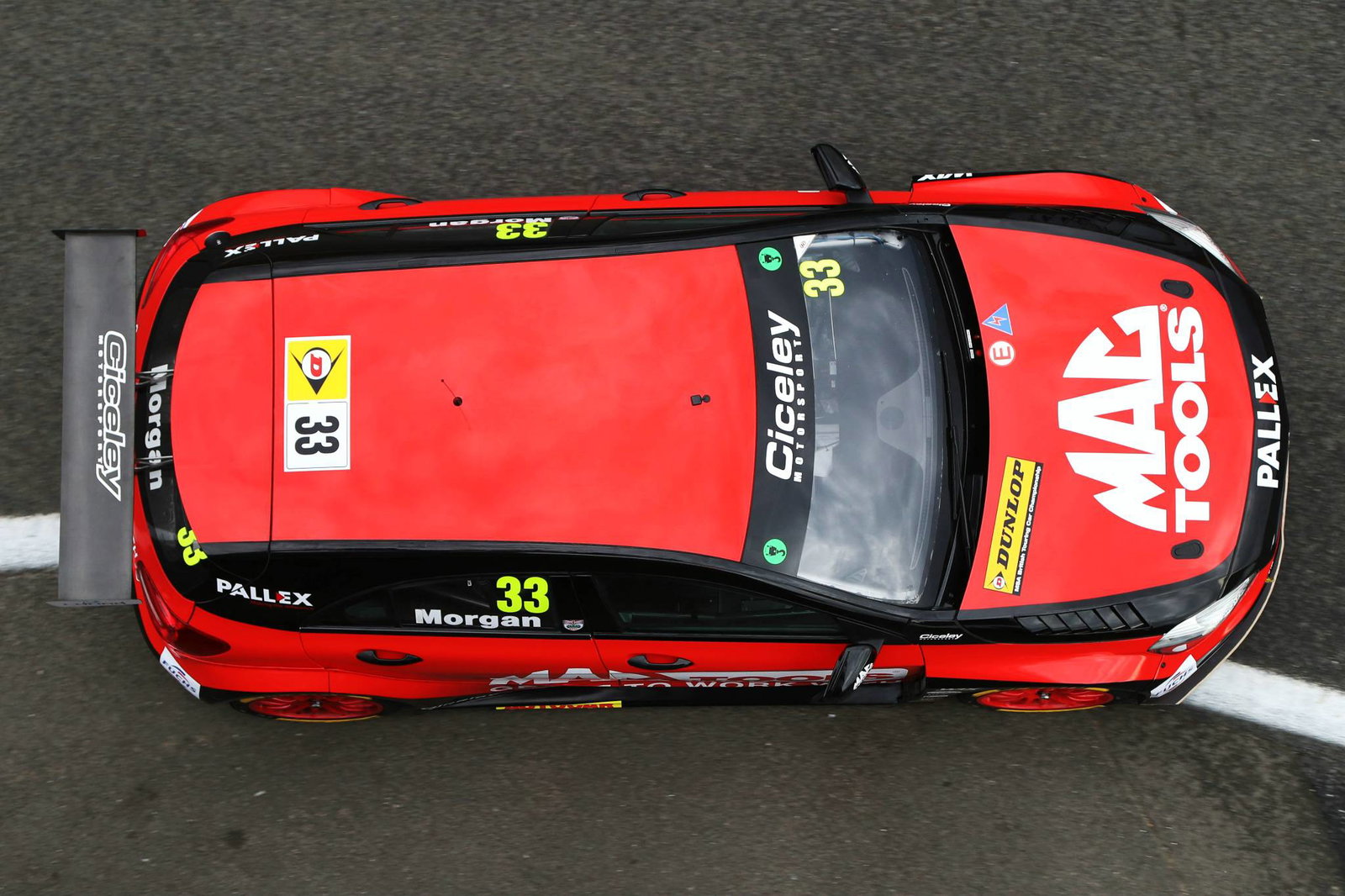 BTCC Donington Park: Ingram storms from 13th to win race two