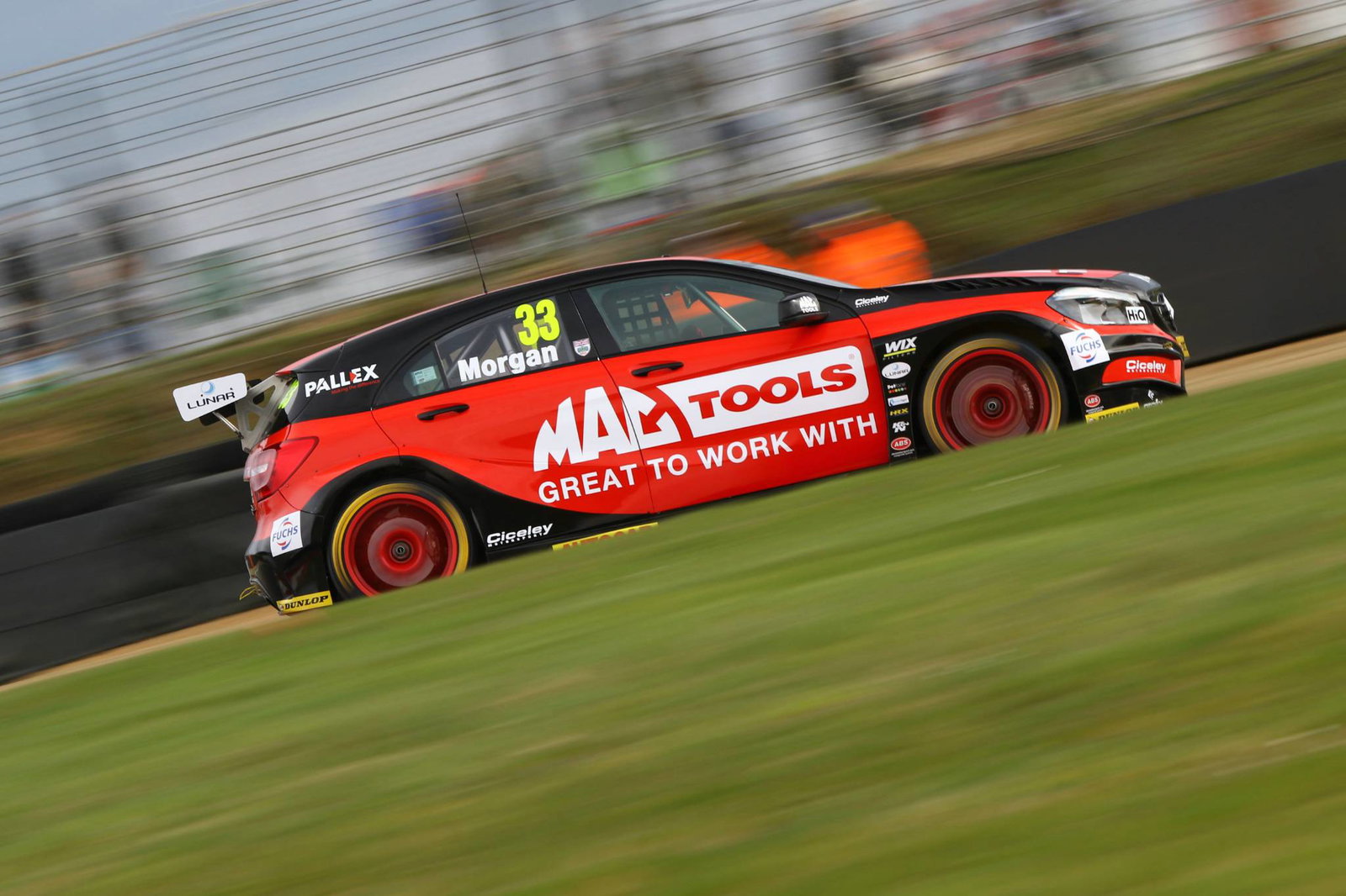 BTCC Thruxton: Race Results (2)