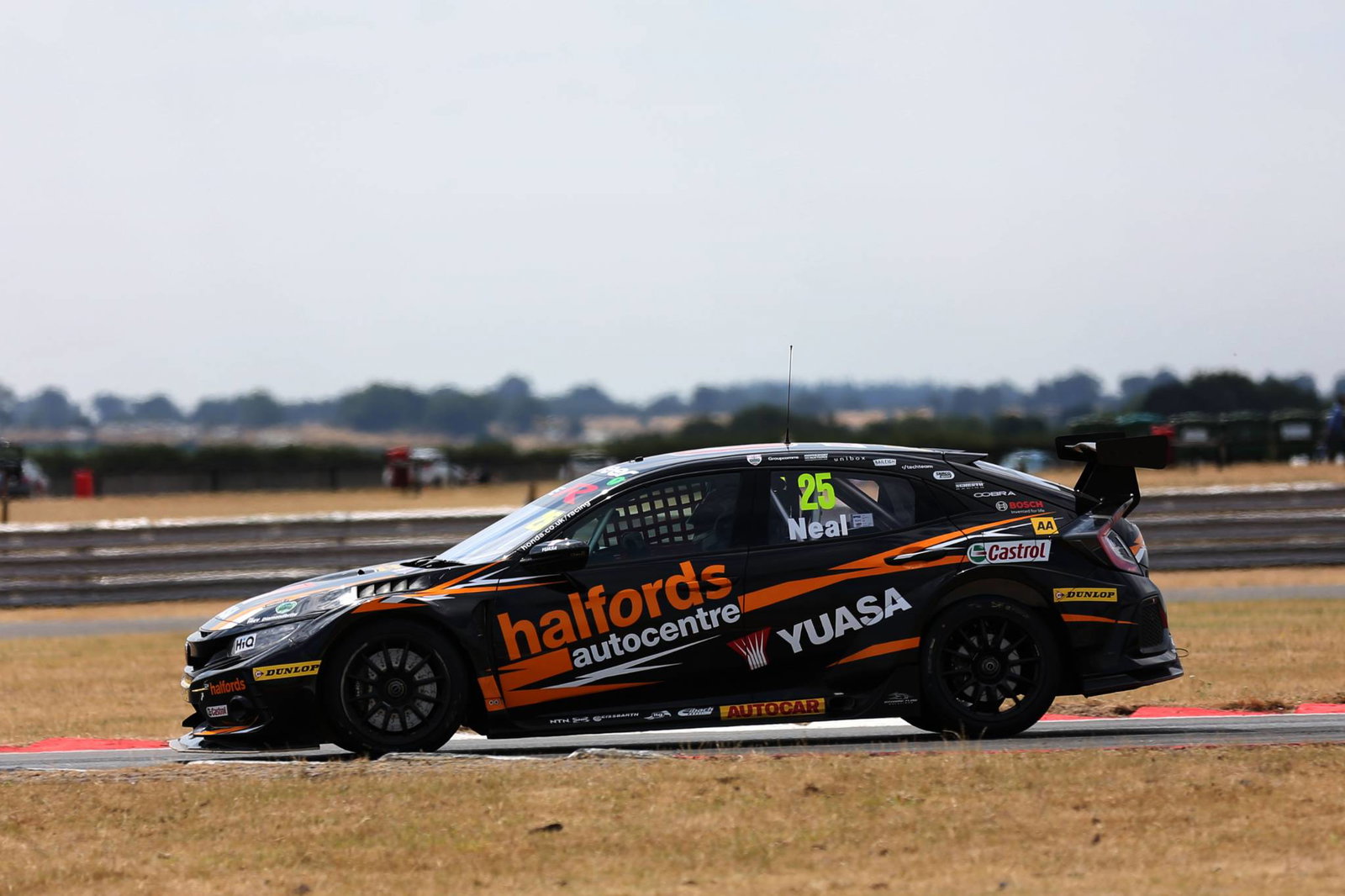 BTCC Rockingham: Ollie Pidgley to make BTCC debut with Team HARD