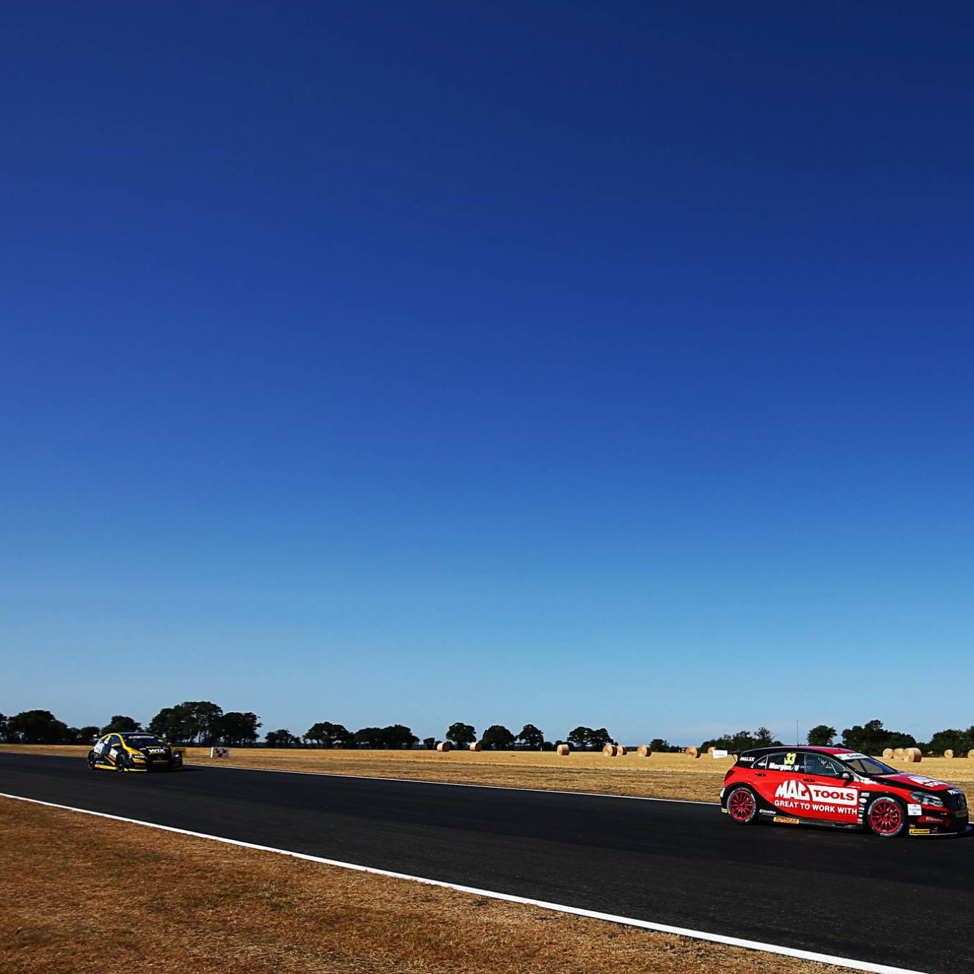 BTCC Brands Hatch GP: Race Results (1)