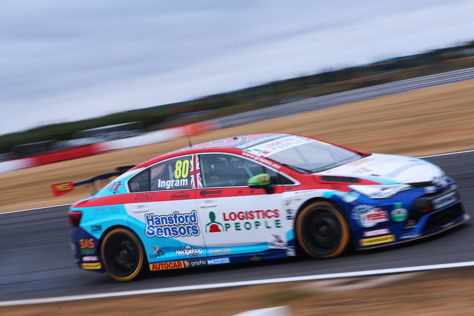 BTCC Rockingham: Ingram tops early running at Rockingham