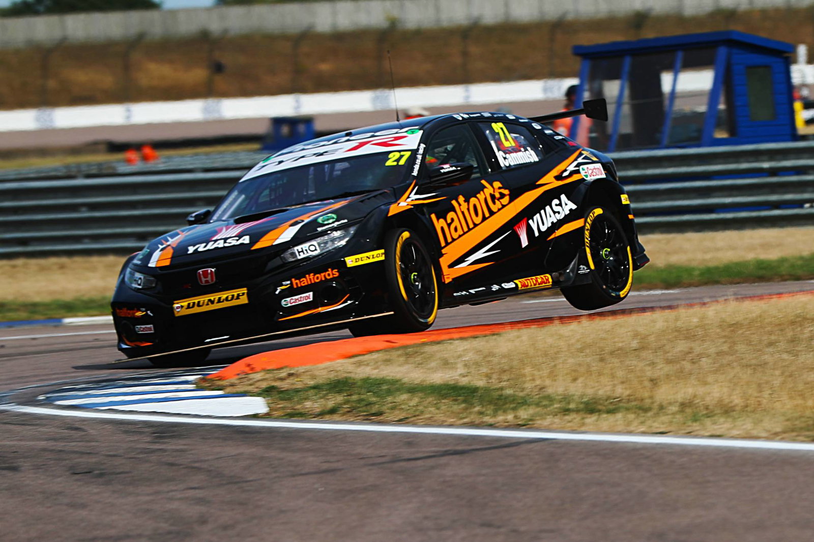 BTCC Rockingham: Ingram looking to maintain advantage over Turkington