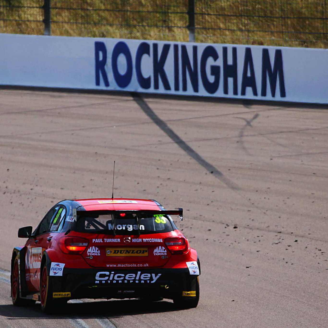 BTCC Brands Hatch GP: Race Results (1)