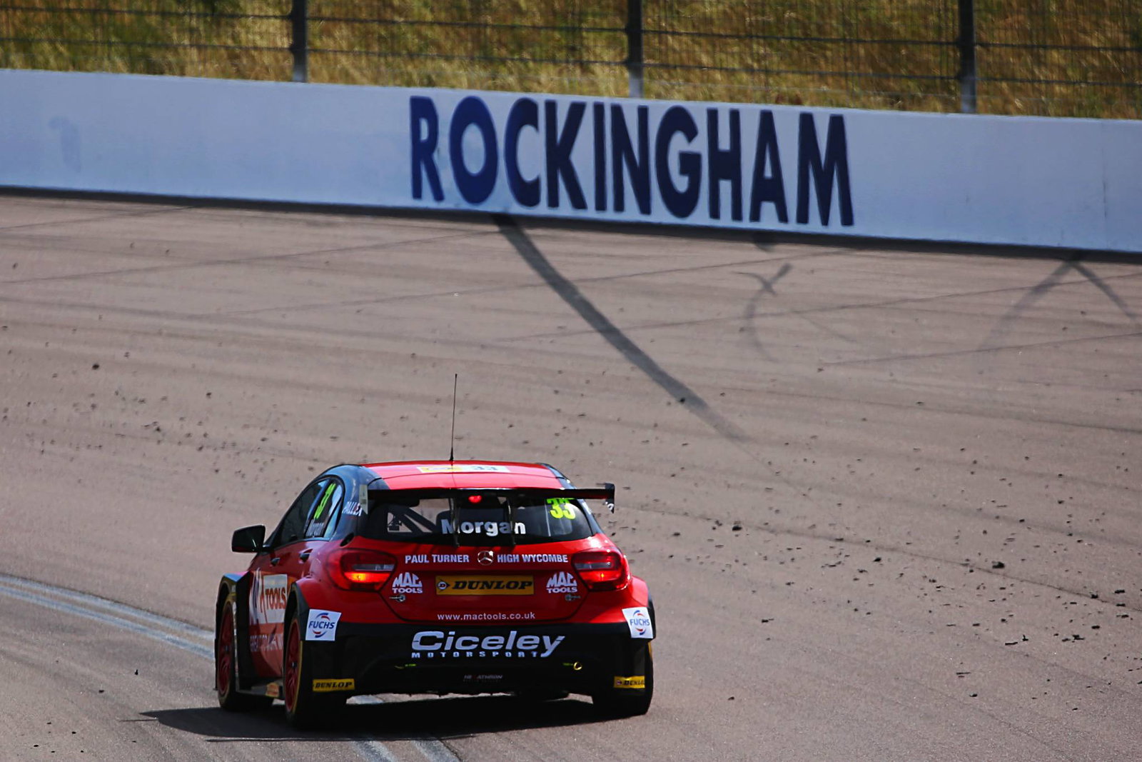 BTCC Rockingham: Cammish confident after qualifying frustration 