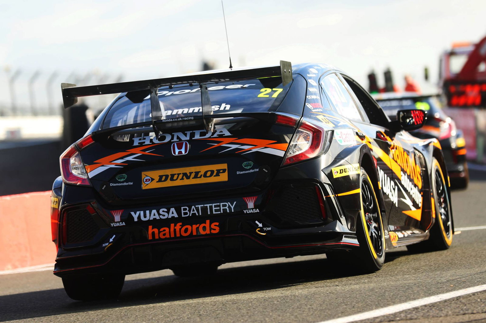 BTCC Brands Hatch GP: Cammish leads Honda 1-2 for maiden BTCC win