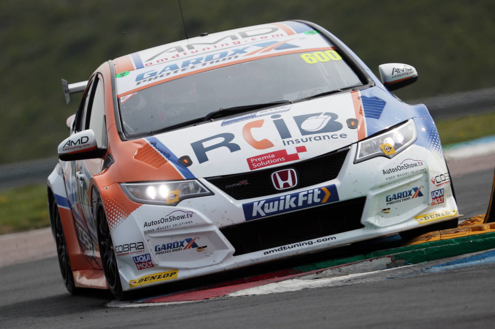 BTCC Thruxton: Plato 'confident of fighting for wins' from front-row