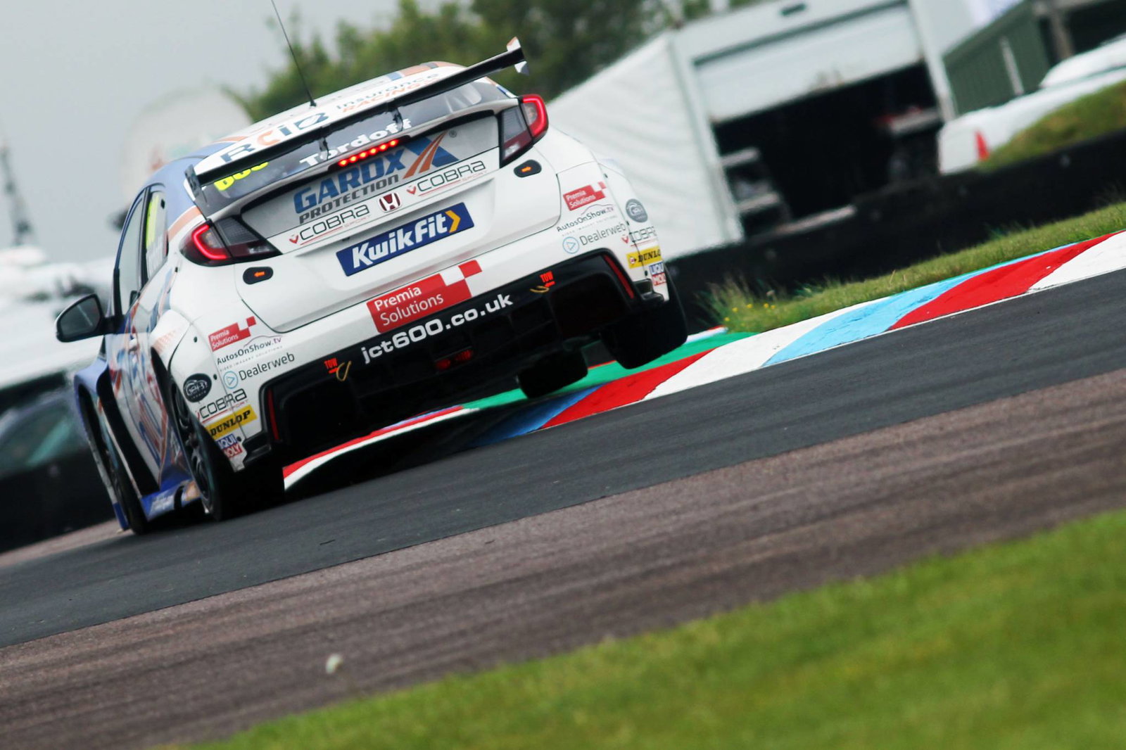 BTCC Thruxton: Plato ends Thruxton practice quickest 