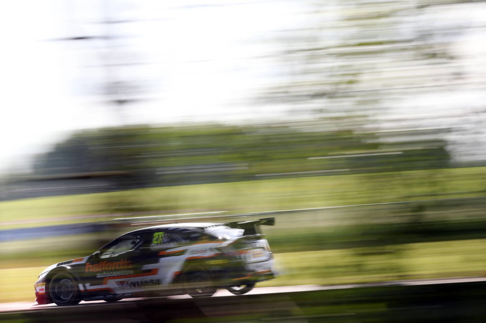 BTCC Oulton Park: Cammish leads Neal for Honda one-two in FP2