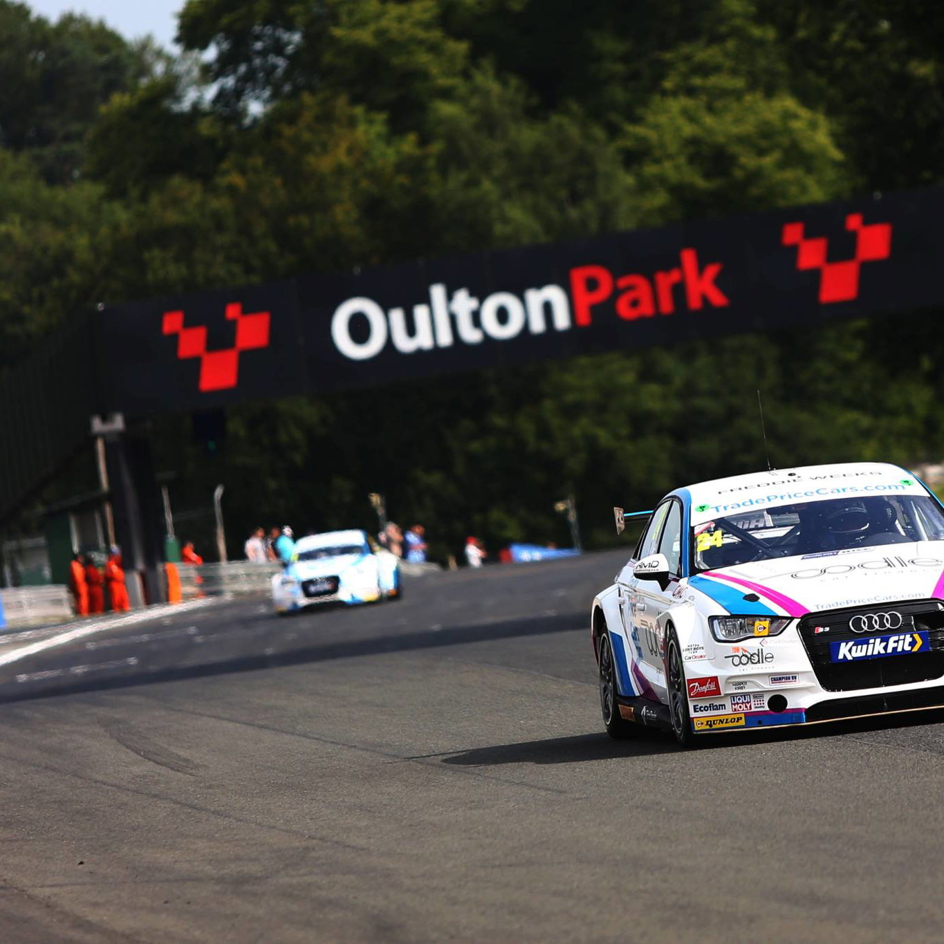 Mark Blundell returns to racing with BTCC debut