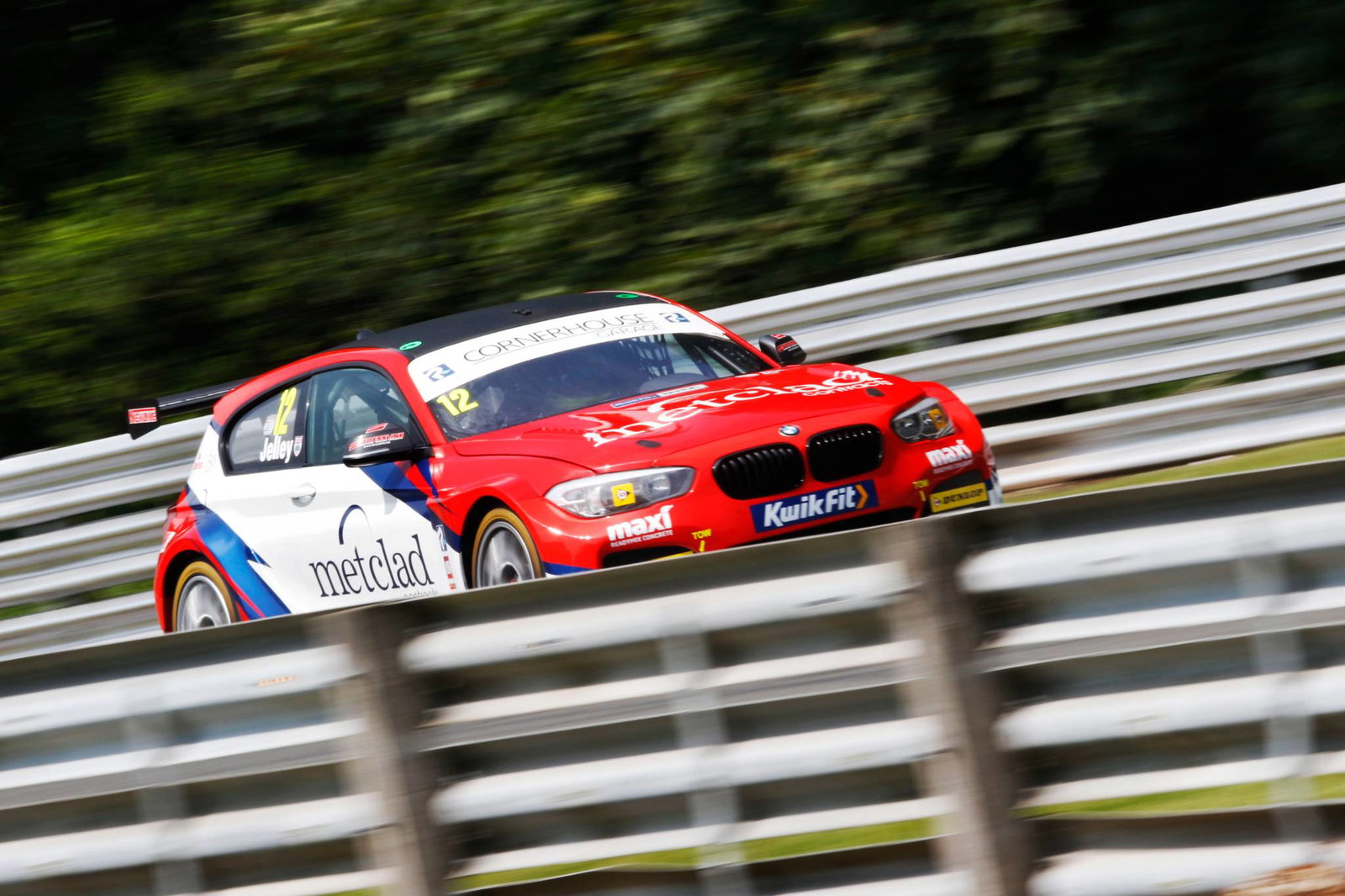 BTCC: Hill loses maiden win, Jelley inherits race three victory