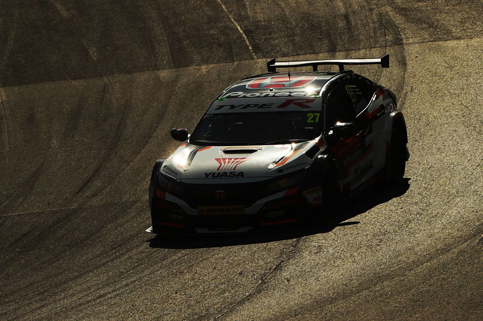 BTCC Snetterton: Cammish quickest in opening Snetterton practice