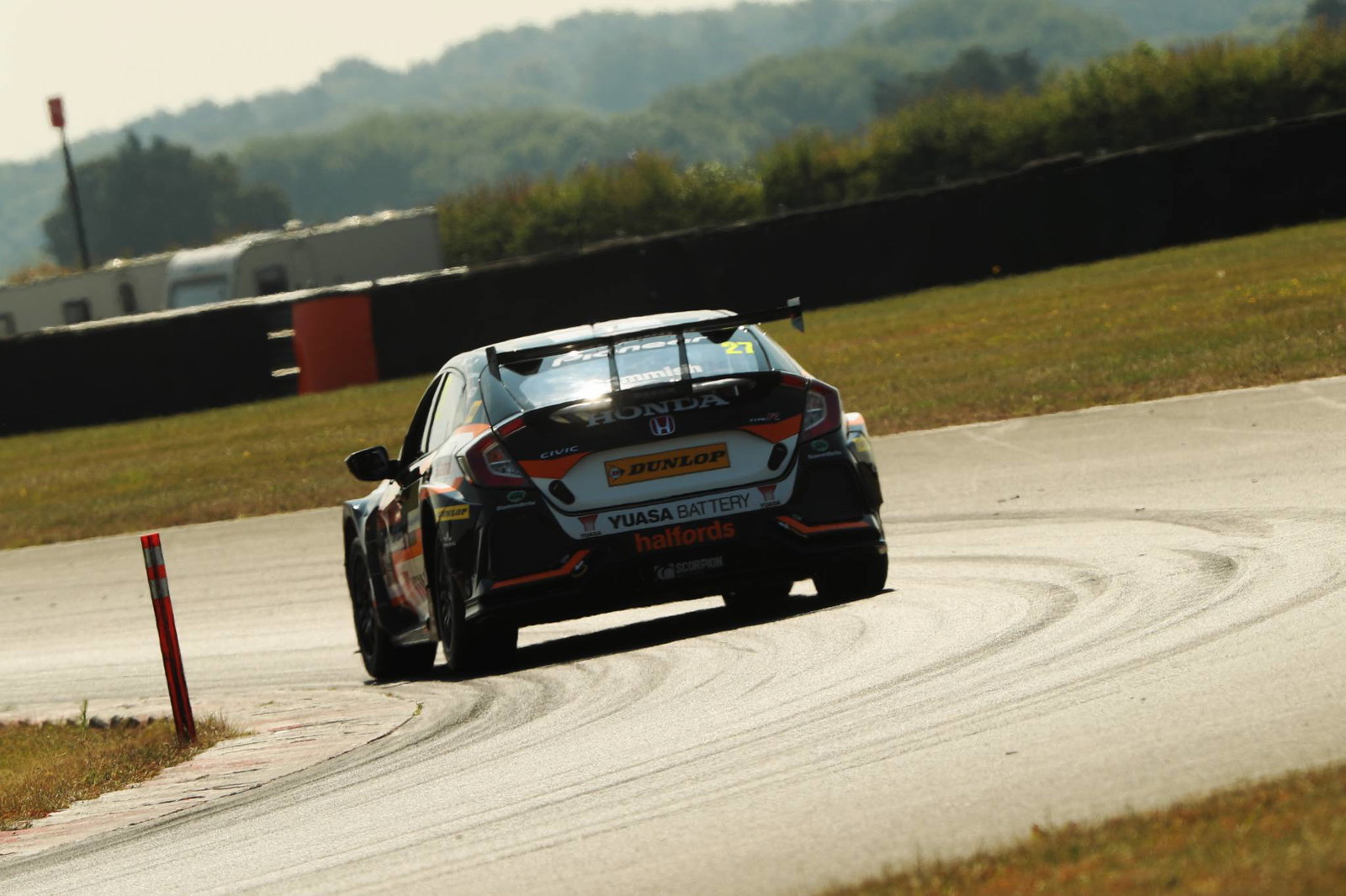 BTCC Snetterton: Cammish quickest in opening Snetterton practice