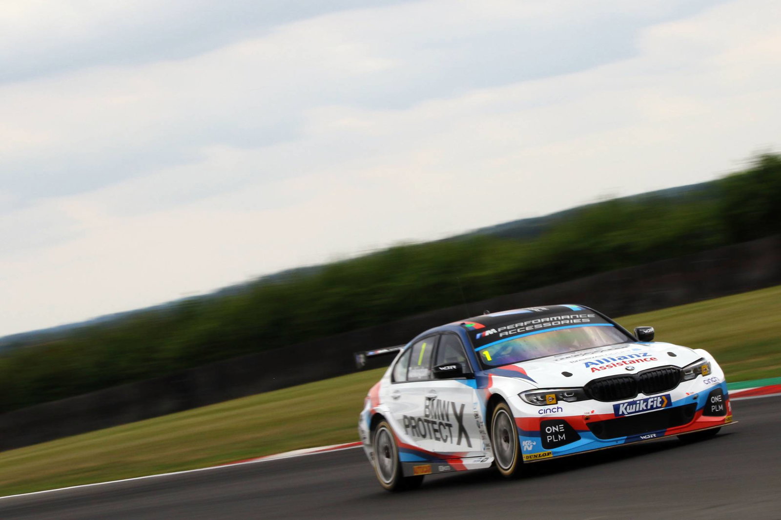 BTCC Snetterton: Butcher snatches victory in race three thriller