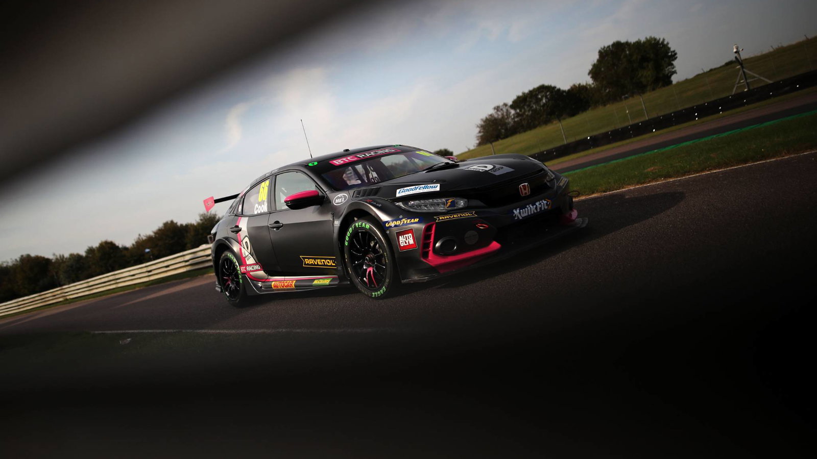 iJosh Cook (GBR) - BTC Racing Honda Civic Type R 