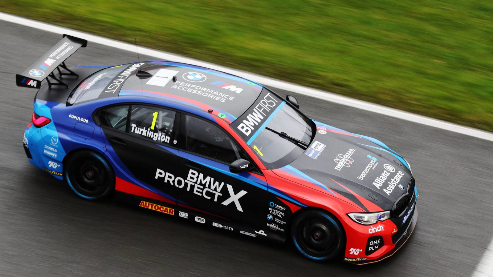 iColin Turkington (GBR) - Team BMW BMW 330i M Sport 