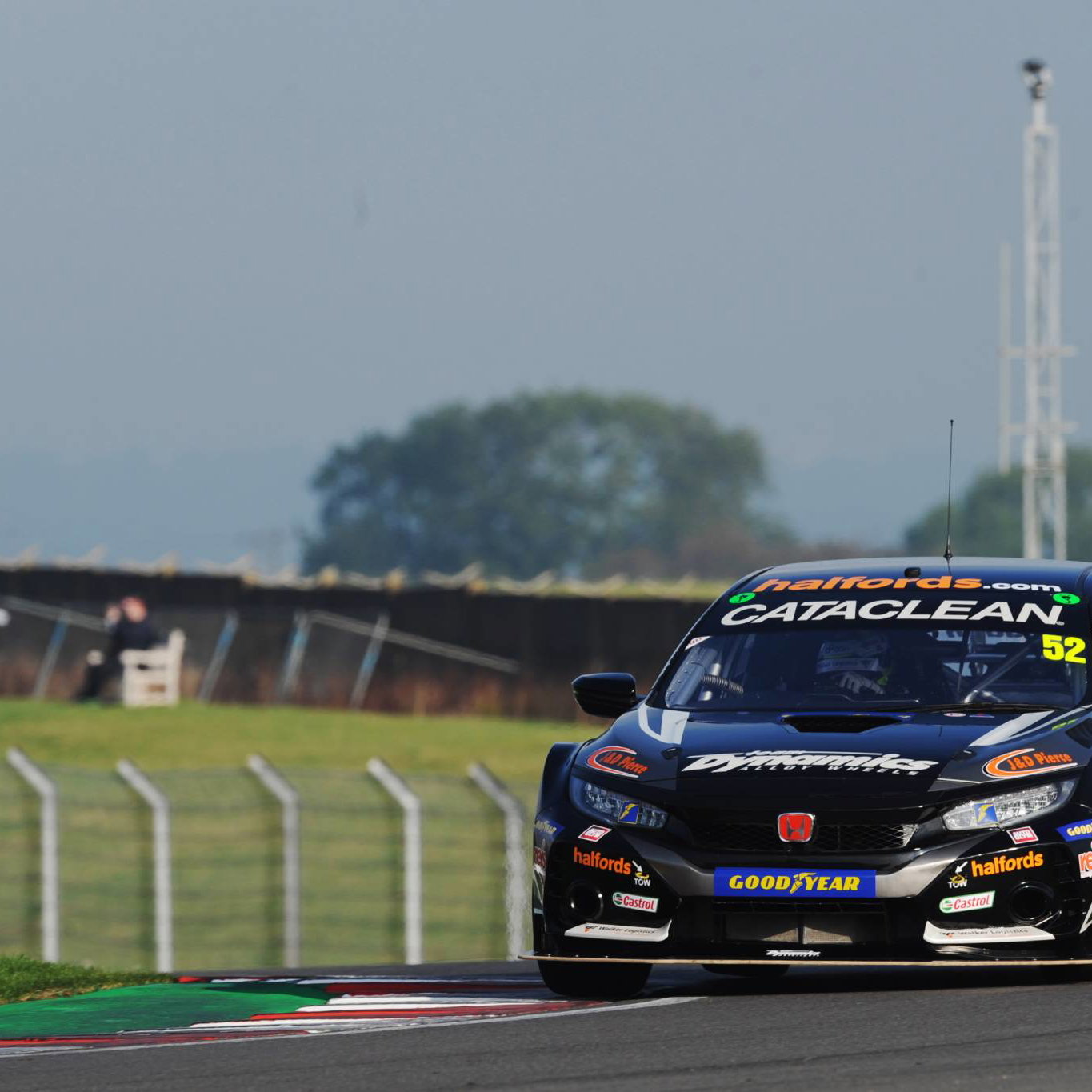 iGordon Shedden (GBR) - Team Dynamics Honda Civic Type R