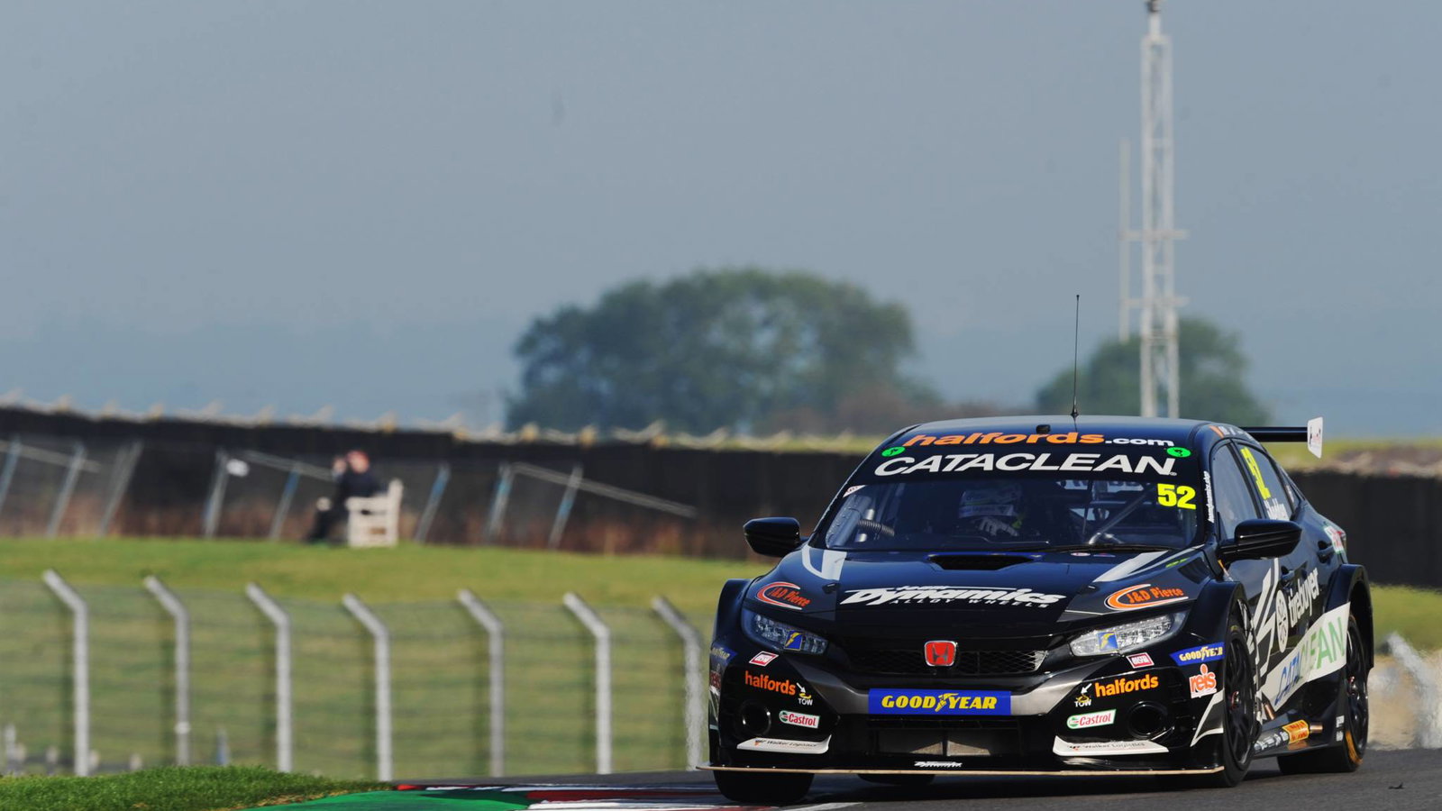 iGordon Shedden (GBR) - Team Dynamics Honda Civic Type R