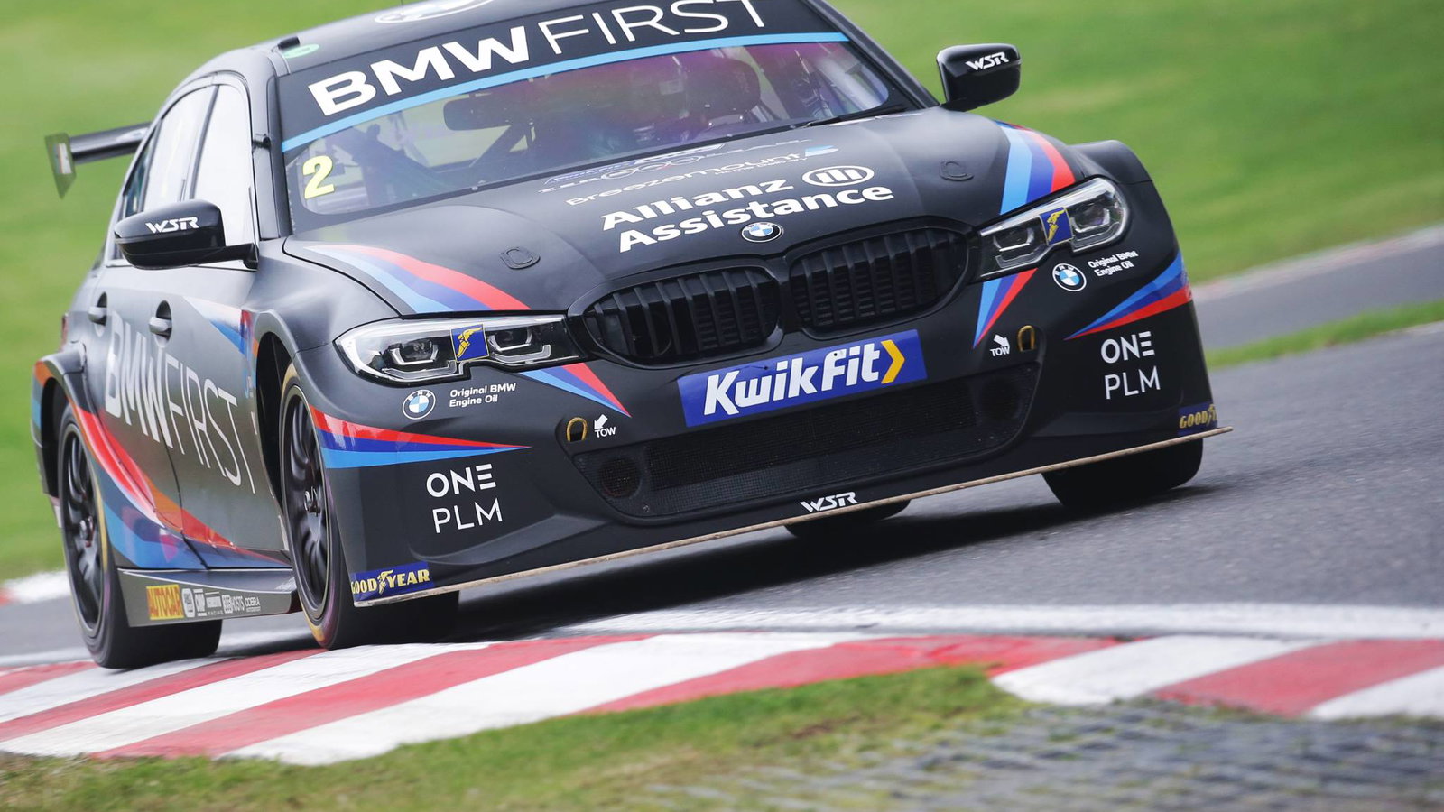 iColin Turkington (GBR) - Team BMW BMW 330i M Sport 