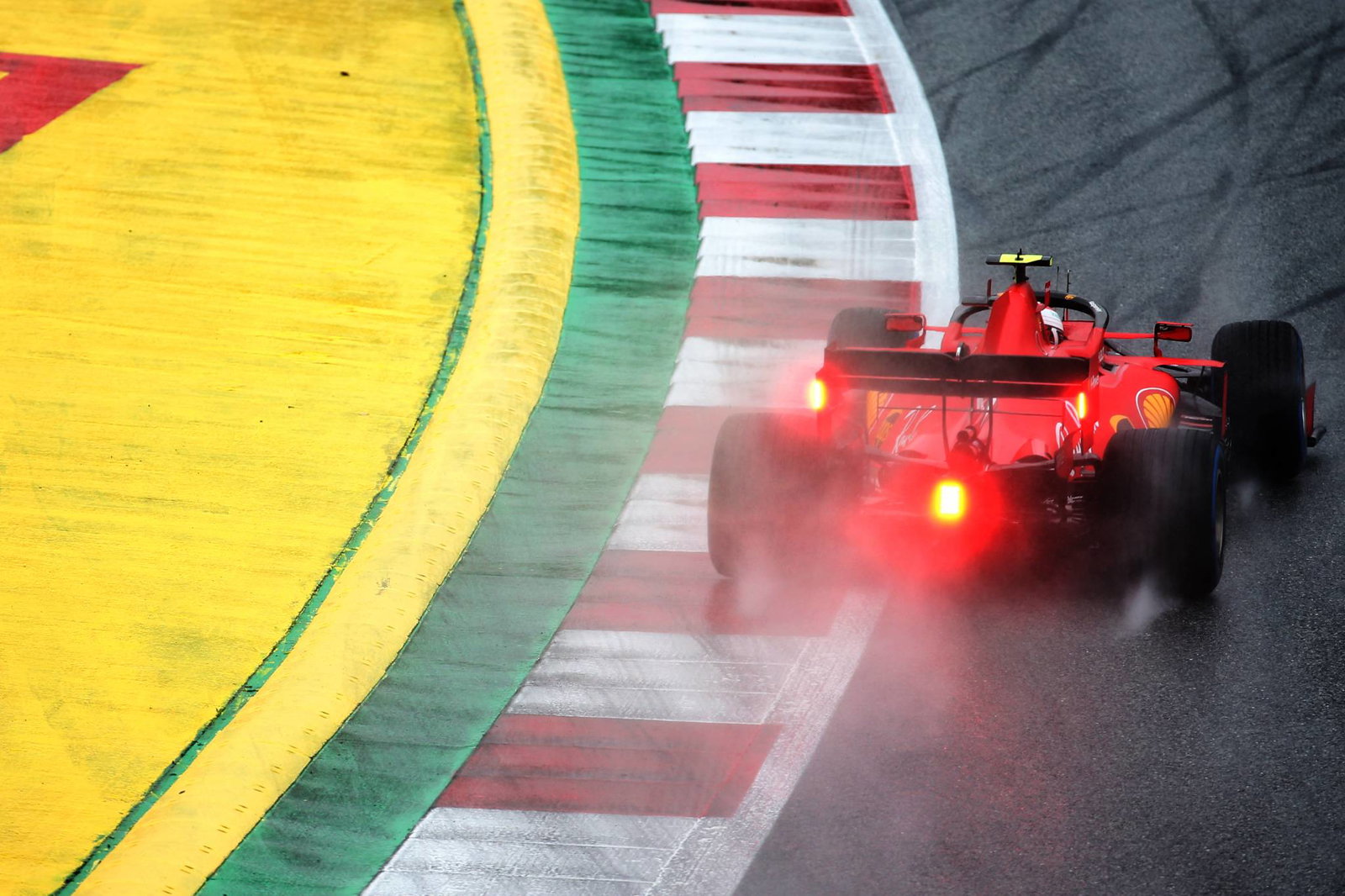 Vettel expected more from Ferrari F1 in wet conditions