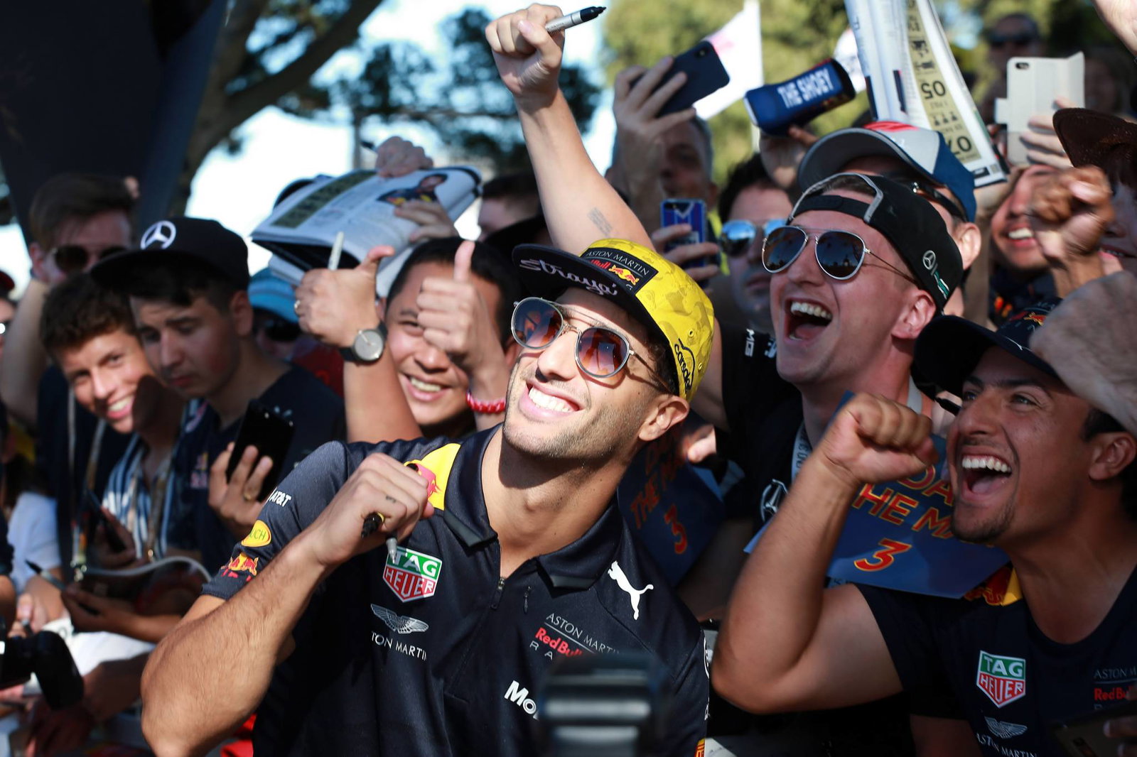 Vettel eager for close F1 fights to aid Ferrari