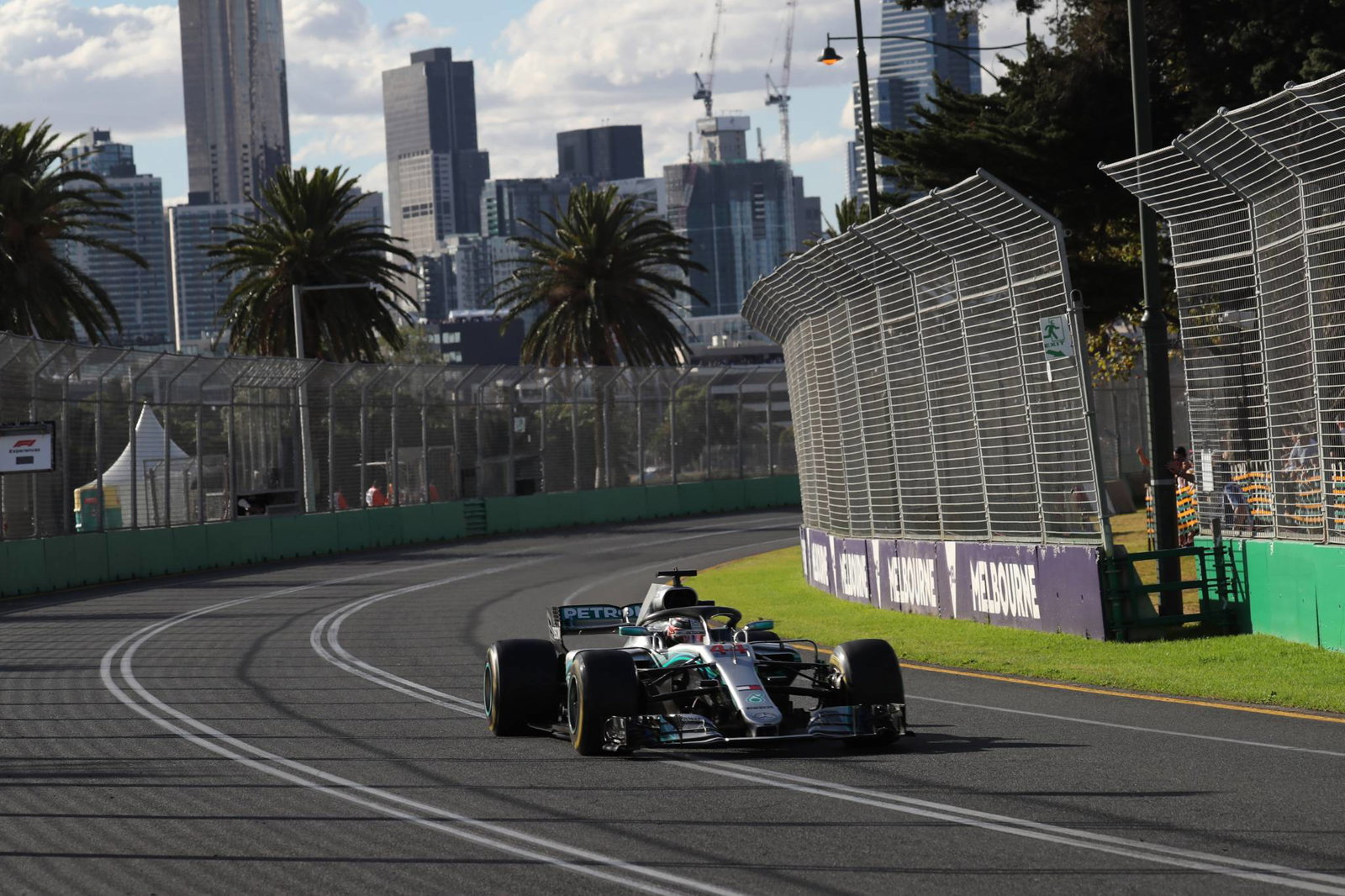 Vettel takes Australia F1 win as Ferrari gets lucky, nails strategy to defeat Hamilton