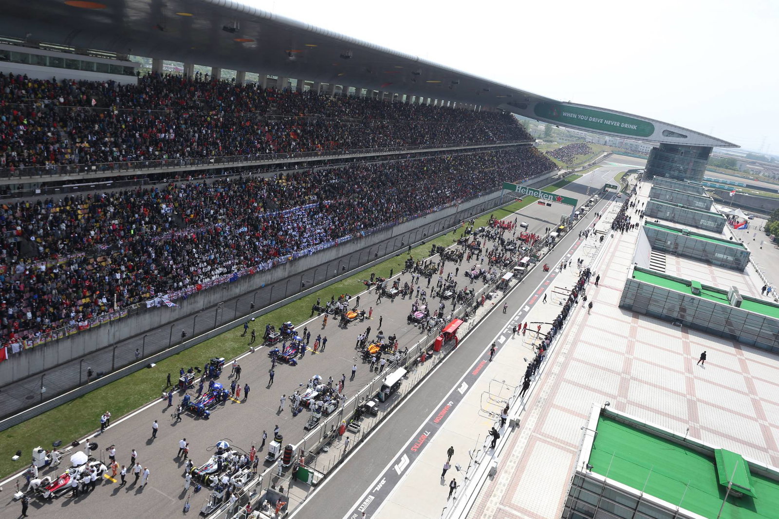 Rubens Barrichello confirms surgery on neck tumour