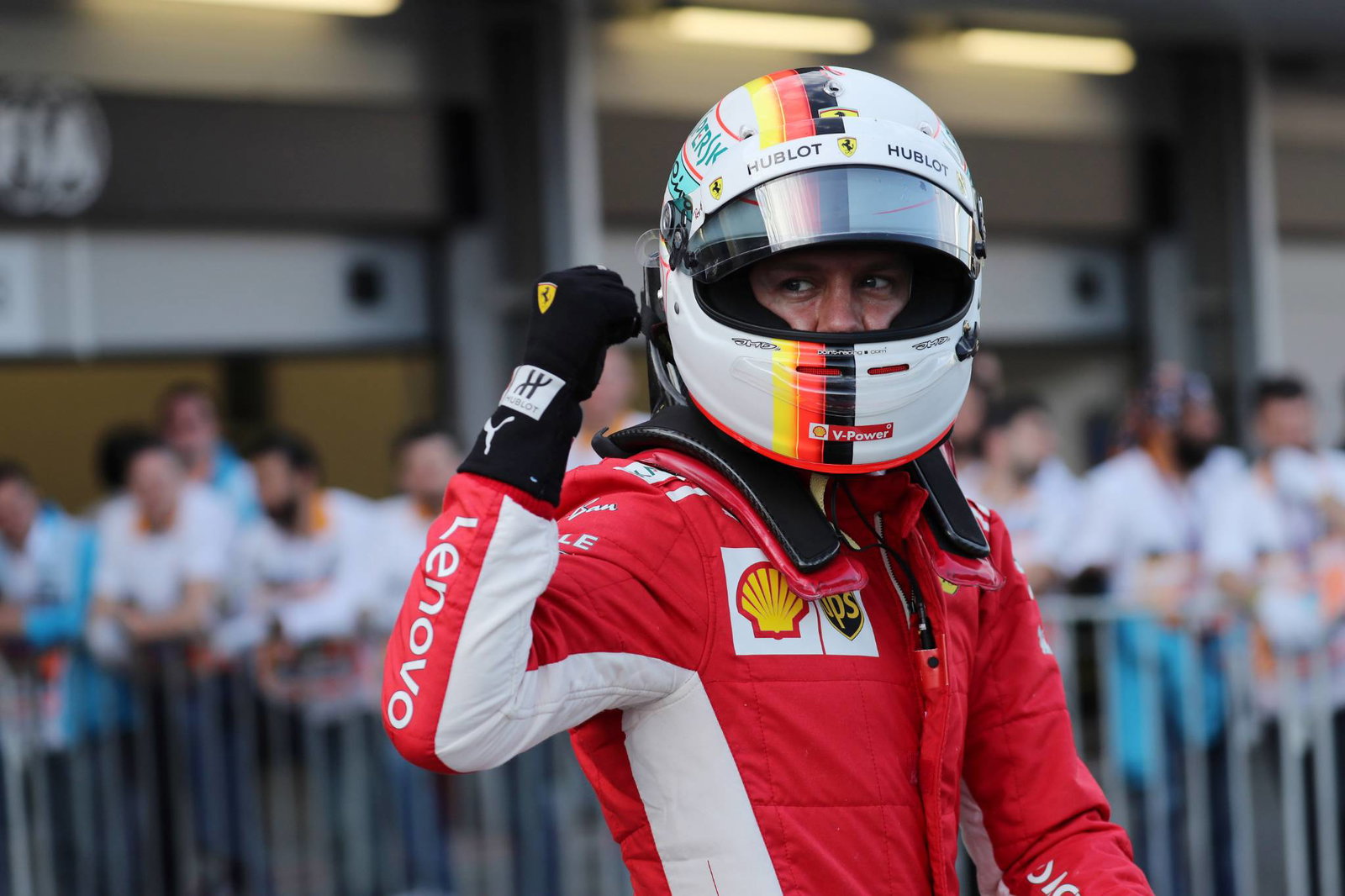 Sebastian Vettel takes Azerbaijan F1 pole as late mistake costs Raikkonen 