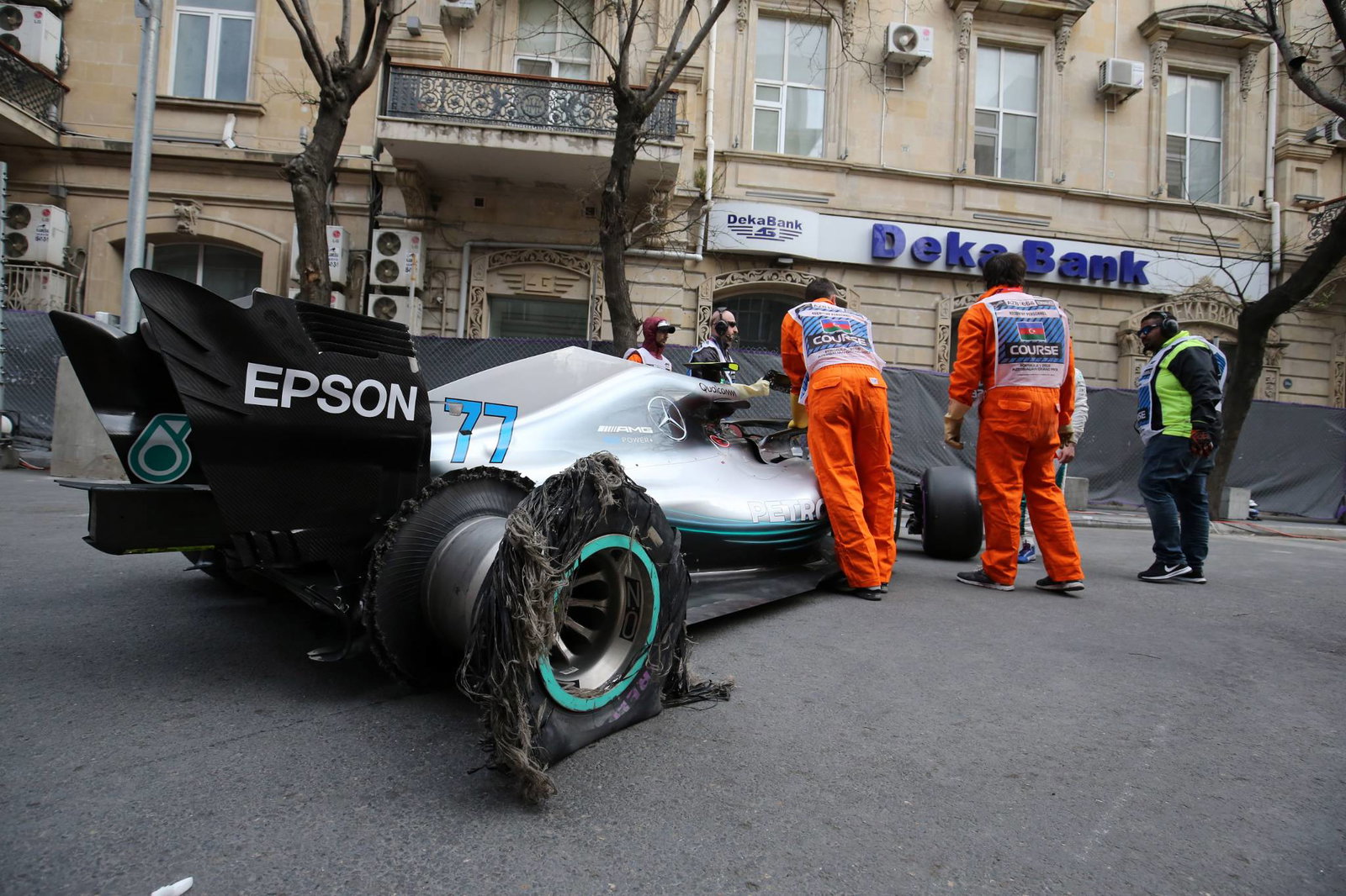 F1 Race Analysis: How Hamilton grabbed a priceless Baku win