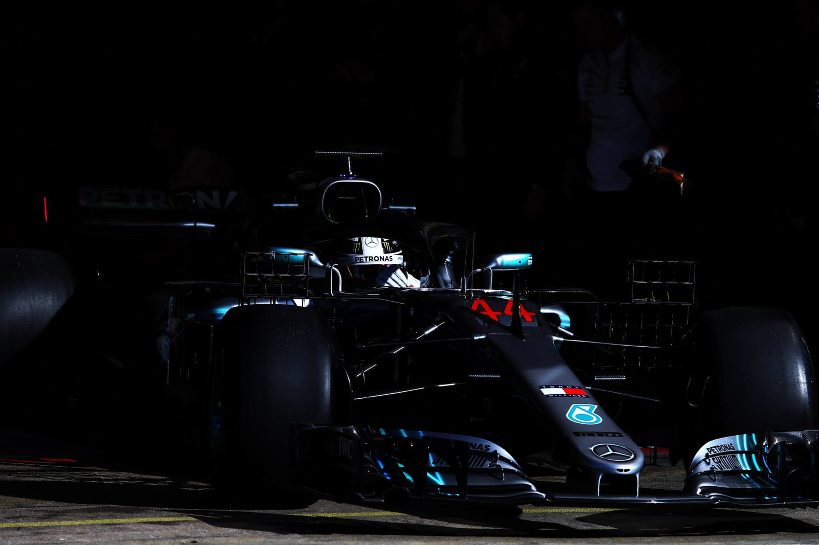 Grosjean leads morning session on Day 1 of Barcelona in-season test