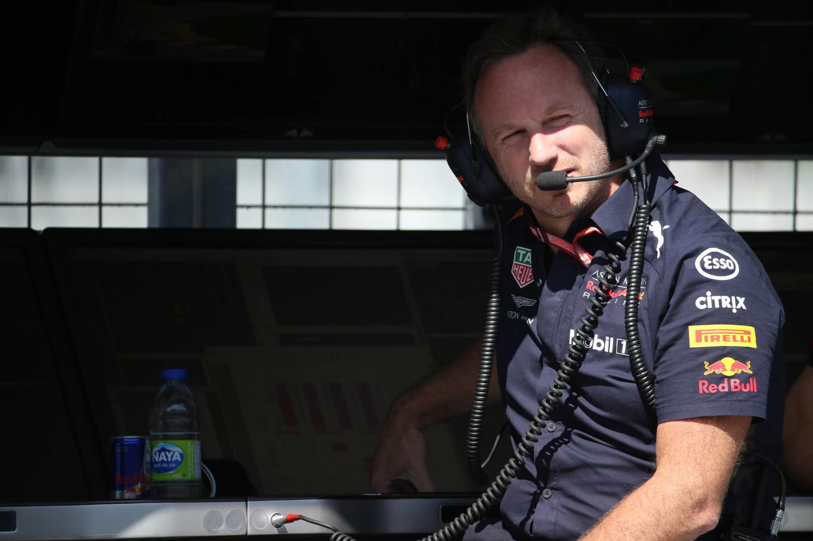 F1: Jenson Button takes on Guy Martin in classic Williams at British GP