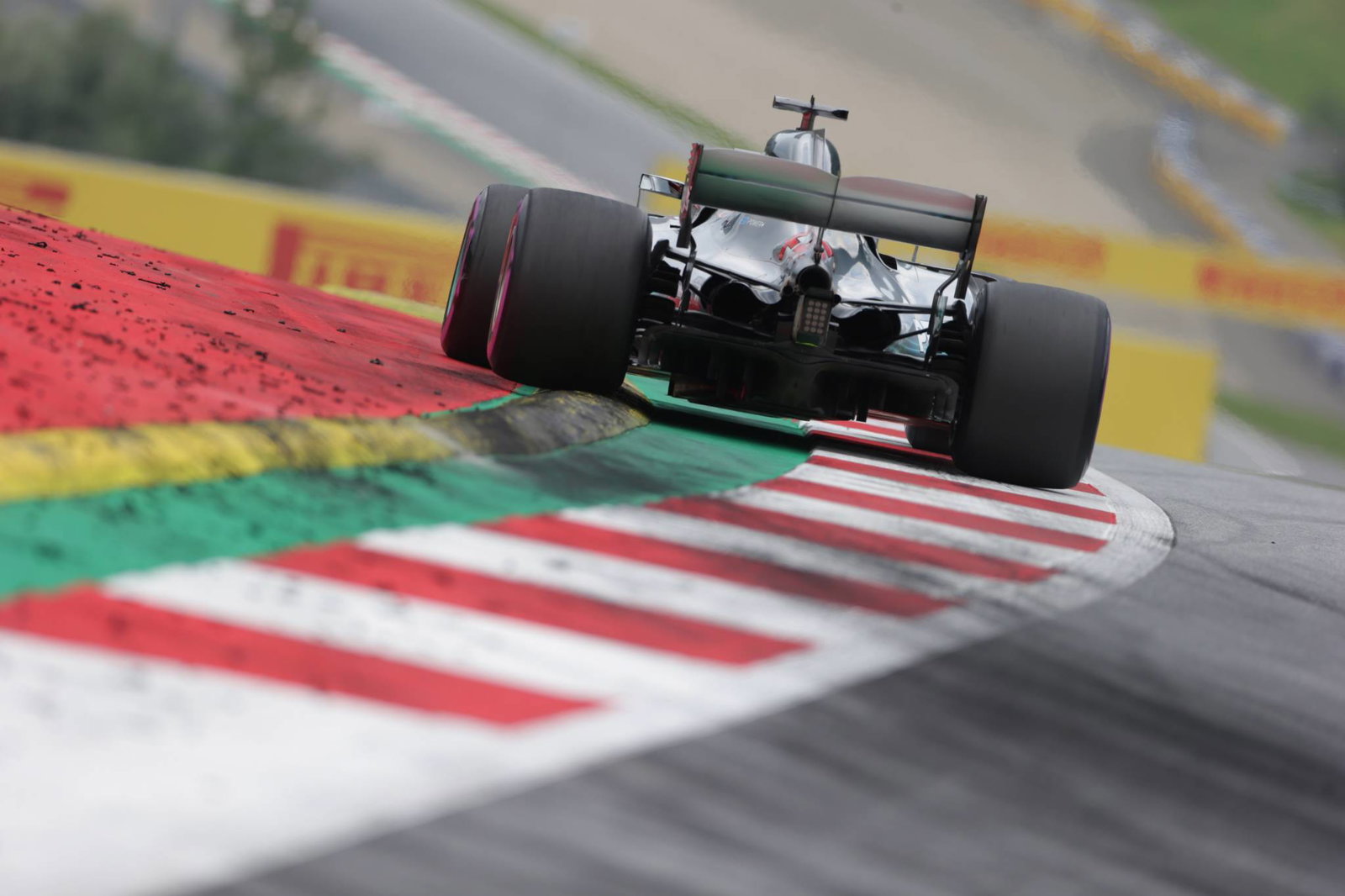 Verstappen: It’s very simple, Ricciardo’s turn to go in front