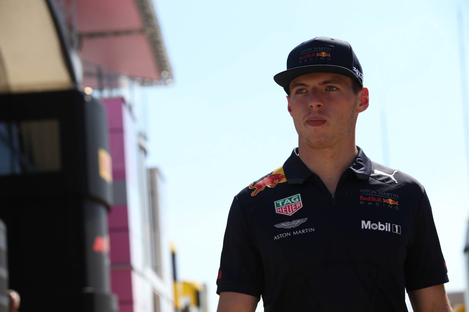 Vettel insists there is no rush for Leclerc-Ferrari switch in 2019 