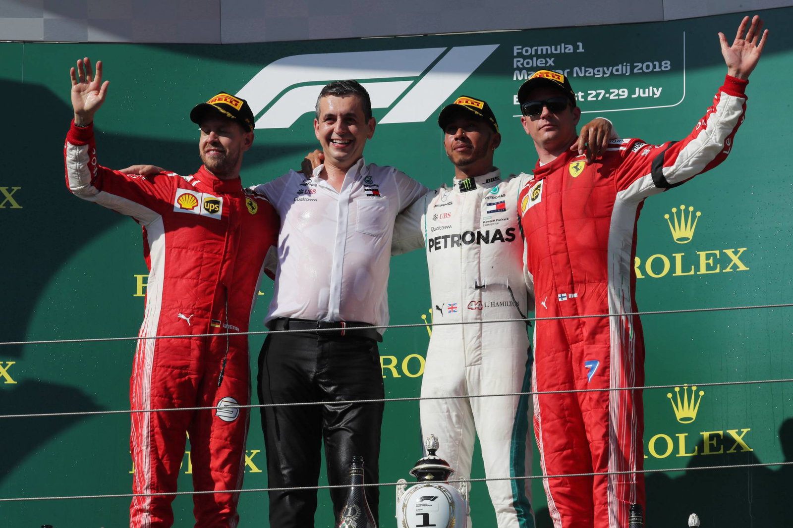 Daniel Ricciardo: Bottas 'luar biasa' di pertahanan Hongaria