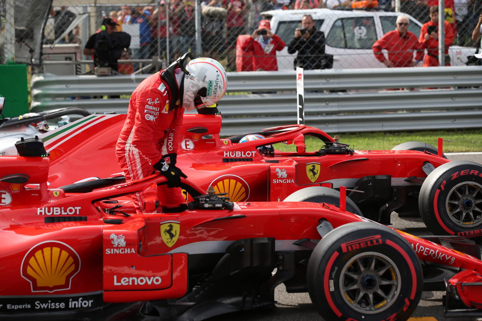 'Aku tidak sabar menunggu dia pensiun' - Magnussen mengecam Alonso